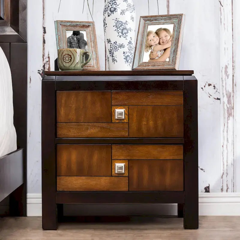 Meubles de chambre à coucher en noyer de style transitionnel